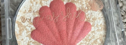 Cute as shell by essence