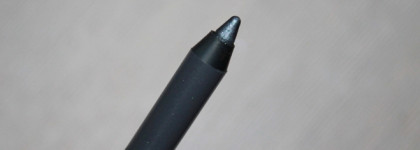 Красивых карандашей много не бывает 2.0 . Contour clubbing waterproof от Bourjois в 42 (серебристом) оттенке