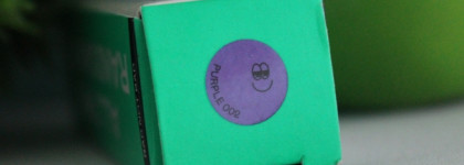 Фиолетовый блеск для губ Rad Glossy Gleam (002 purple)