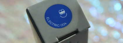 За что же их так все любят?Тушь для ресниц Rad "All that juice mascara" (004 electric)