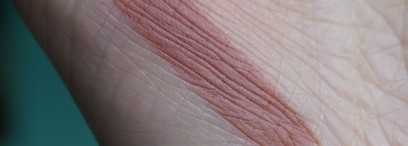 Худшая помада за последнее время! Funky Monkey Plushy Lip Stylo (01)