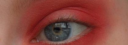 Яркий макияж в оттенках месяца