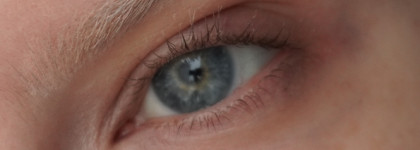 Макияж в духе неоготики — ключевой тренд 2026 года