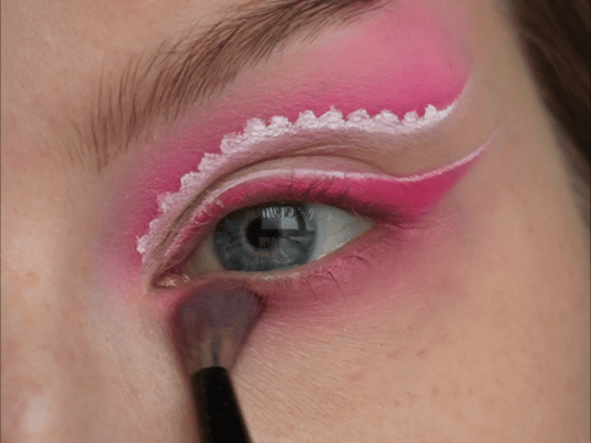 «Дуновения июня» от Tammy Tanuka.