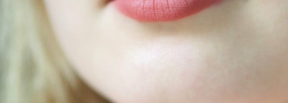 Матовая с характером Chanel Rouge Allure Velvet Extreme #102 Modern