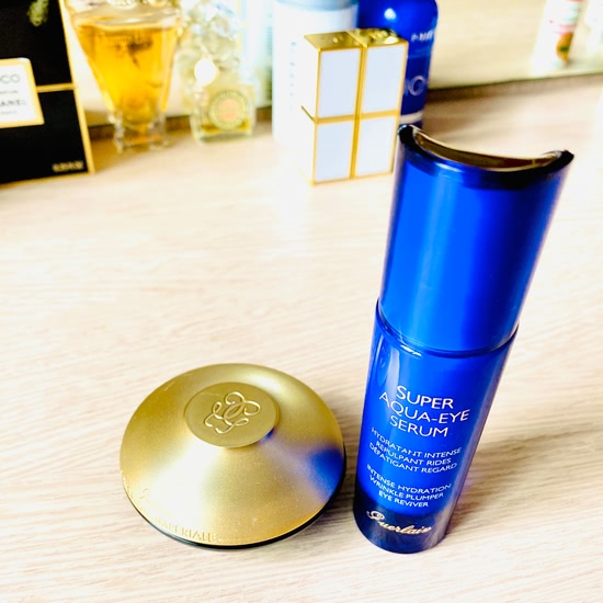 Уход для области вокруг глаз от Guerlain