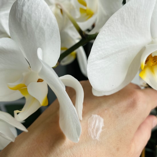 Уход для области вокруг глаз от Guerlain