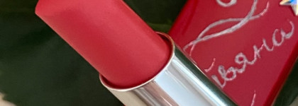 Кораллово-розовая помада Dior Ultra Rouge в оттенке 555