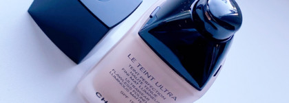 Chanel Le Teint Ultra Ultrawear Flawless Foundation Luminous Matte Finish SPF 15 в оттенке 10 Beige ультрастойкий тональный флюид сияющий матовый результат