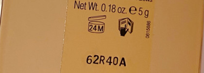 Палетка из осенней коллекции 2018 YSL couture palette collector Yconic Purple