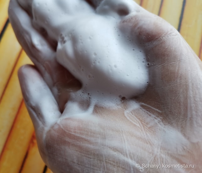 Пенка для умывания A'Pieu Madecassoside Cleansing Foam