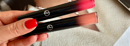 Ecstasy Lacquer от Armani драгоценный экстаз на моих губах. И кстати не один, а целых два: 303 Sunshine и 516 Flashlight