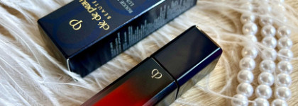 Красное шелковое кимоно Cle De Peau Beauté radiant liquid rouge matte в оттенке 107 Silk Kimono в трех образах. Какой лучше?