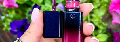 Cle de Peau Beaute Radiant Liquid Rouge 04 Tulip Fever яркий и сочный акцент, притягивающий взгляды