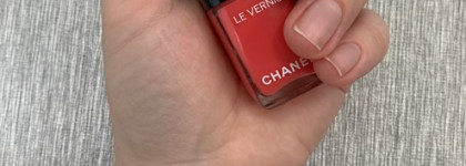 Кокетка - капризуля Chanel Le Vernis Longwear Nail Colour Coralium № 562