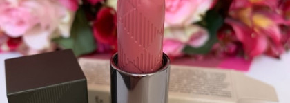 Burberry: продолжение знакомства - матовые помады Lip Velvet #405 Nude Rose и #413 Pomegranate Pink