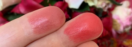 Burberry: продолжение знакомства - матовые помады Lip Velvet #405 Nude Rose и #413 Pomegranate Pink