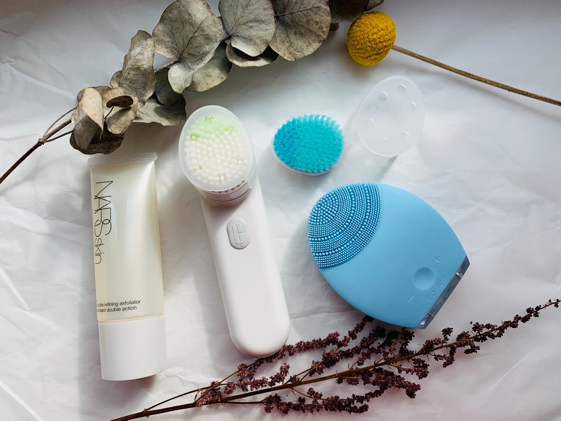 Narsskin скраб, Clinique sonic system, Foreo Luna
