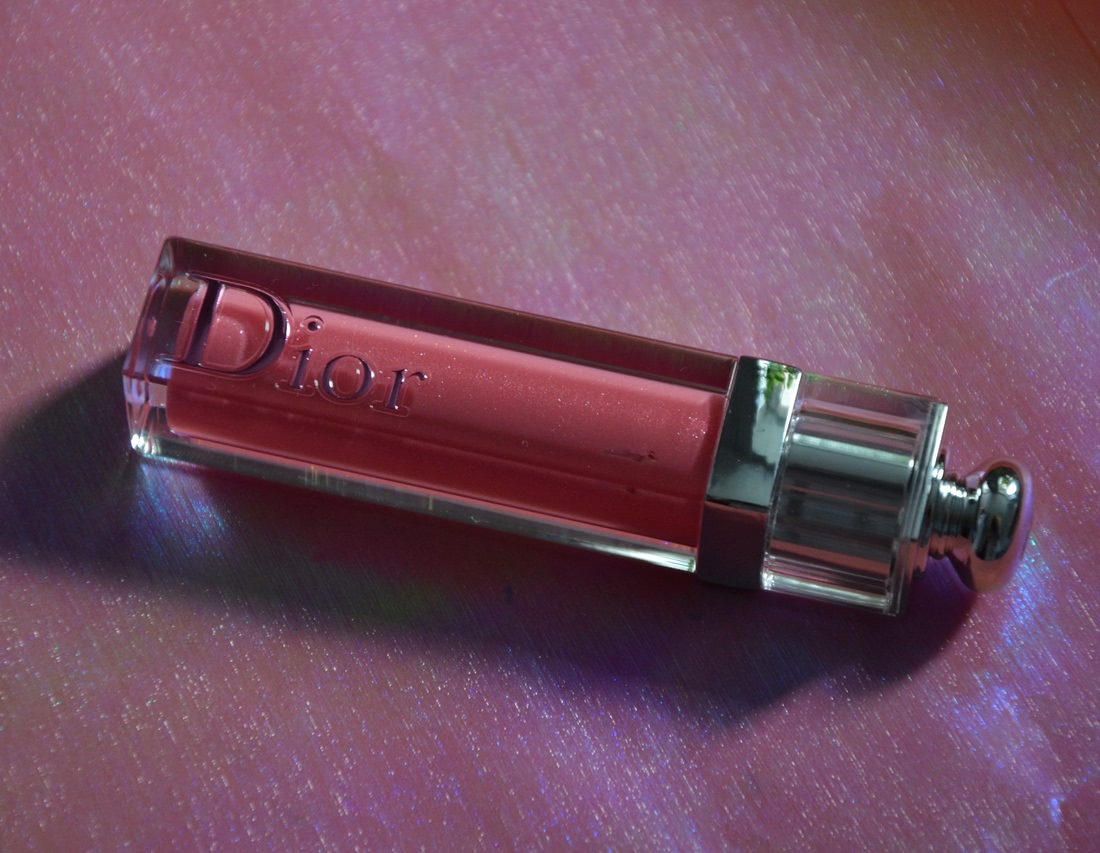 Dior Addict Stellar Gloss #553 Princess. Дневной свет