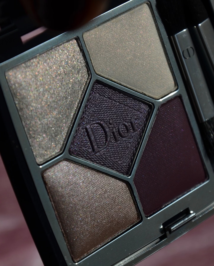 Dior 5 Couleurs Couture #159 Plum Tulle. Дневной свет