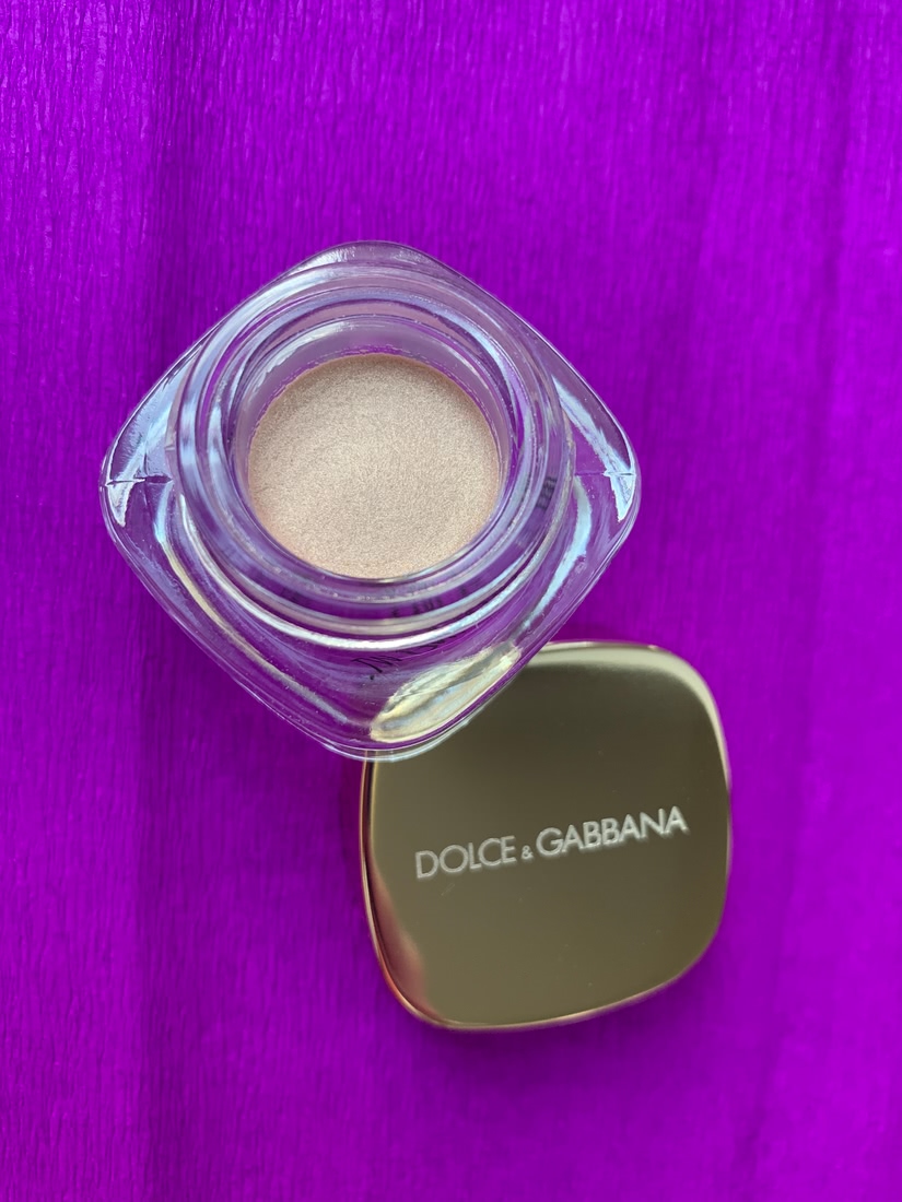 Dolce&Gabbana Perfect Mono Cream Eye Colour #Gold Dust 20. Дневной свет