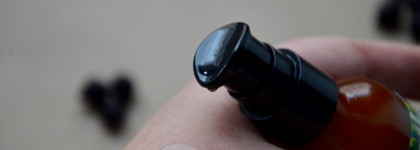 Ecocraft cosmetics: натуральный ночной восстанавливающий серум-концентрат для лица «Черная смородина и смола» и натуральный крем для лица с лифтинг-эффектом «Ванильное небо»