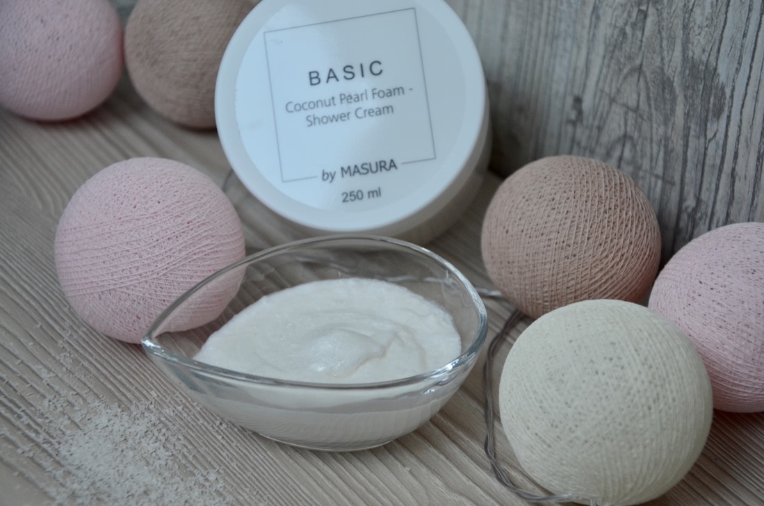 BASIC Coconut Pearl Foam Shower Cream - крем для душа пенящийся "Кокосовая Жемчужная Пена" by Masura