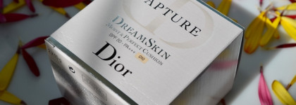 Великолепный Dior Dream Skin Moist & Perfect Cushion SPF 50 - PA+++ #010