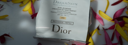 Великолепный Dior Dream Skin Moist & Perfect Cushion SPF 50 - PA+++ #010