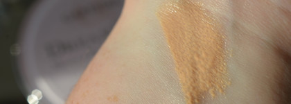 Косметичка в поездку - самые используемые продукты лета