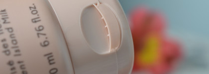 Thalgo SPA Iridescent Island Milk - радужное молочко для тела экзотические острова