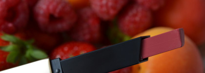 Неординарная помада Yves Saint Laurent Rouge Pur Couture The Slim #12 Nu Incongru