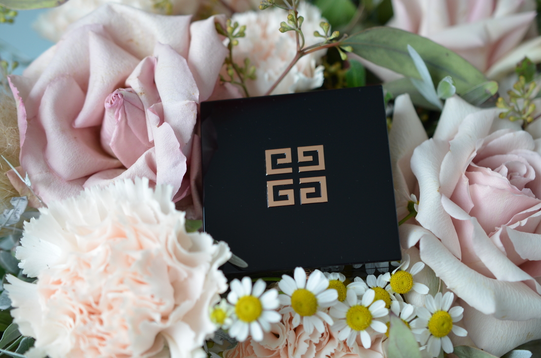 Givenchy Teint Couture Healthy Glow Powder #01