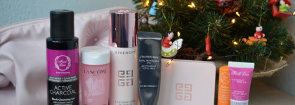 Косметичка в путешествие. Уход