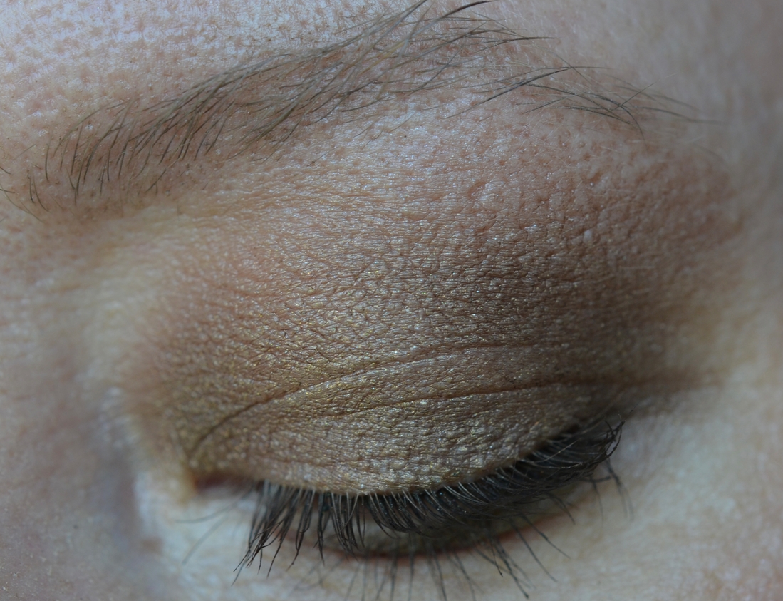 Provoc Eyeshadow Gel Pencil Waterproof #10 Sugar. Дневной свет