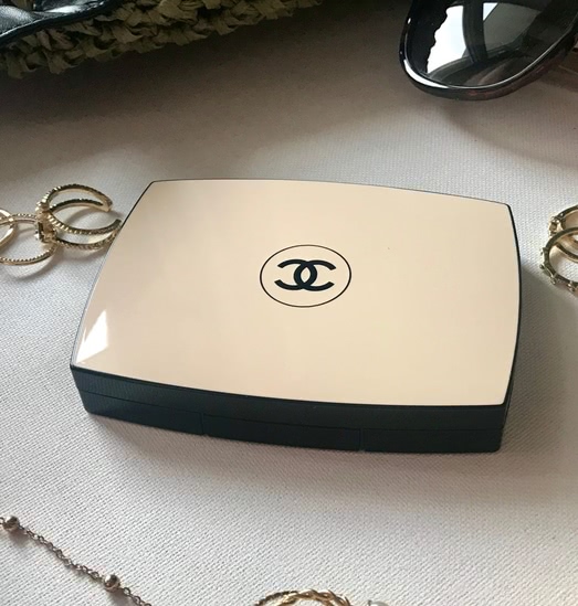 Прогулка под знойным солнцем Средиземноморья с Chanel Les Beiges Les Indispensables. Создаем идеальные бронзовые smoky-eyes