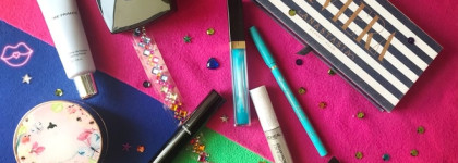 Взрыв красок и стразов в стиле «Неоновый демон». Используем тренды, покорившие 2020 год