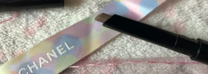 Стойкий макияж бровей с Chanel Stylo sourcils waterproof в оттенке 804