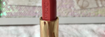 Современный китайский люкс в невероятном оформлении Catkin Moisturizing lipstick в оттенке CR127 Vermilion