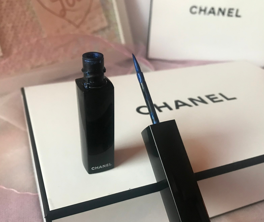 Невероятно выразительные стрелки с Le Liner de Chanel в оттенках Blue Cobalt  и Rouge Noir, Отзывы покупателей