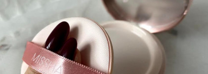 Изящный футляр многофункционального кушона Missha Glow Ampoule Pact Spf50/pa+++ (No.21)