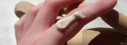 Многофункциональное спасение за копейки, которое я покупаю несколько лет - Eva Esthetic Маска-Скраб 2в1 Очищающая с каолином