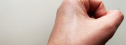 Хроноактивный крем-гель для кожи вокруг глаз Payot Blue Techni Liss Regard