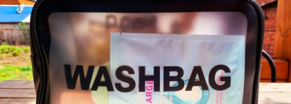 Ещё не пустые маленькие баночки для поездки. Как я собралась в дорогу