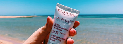 Увлажняющий солнцезащитный флюид-экран Clarins UV Plus Anti-Pollution SPF50