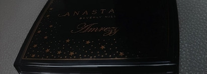Старушка о которой все забыли. Хайлайтер Anastasia Beverly Hills Amrezy Highlighter