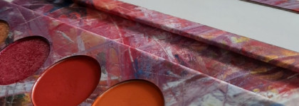 Прогоняю осеннюю хандру Kaleidos Futurism IV: VR Neon