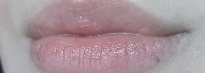 Сравнение Colourpop blotted lip в оттенке Melty и Glowing lip в оттенке Status