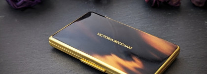 Кирпичик Victoria Beckham Smoky Eye Brick в оттенке Tweed