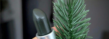 Помада для Гринча: MAC Colour rocker Lipstick Mean green machine